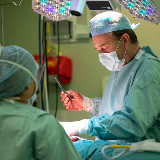 Antony Fitton Plastic Surgery | Abdominoplasty