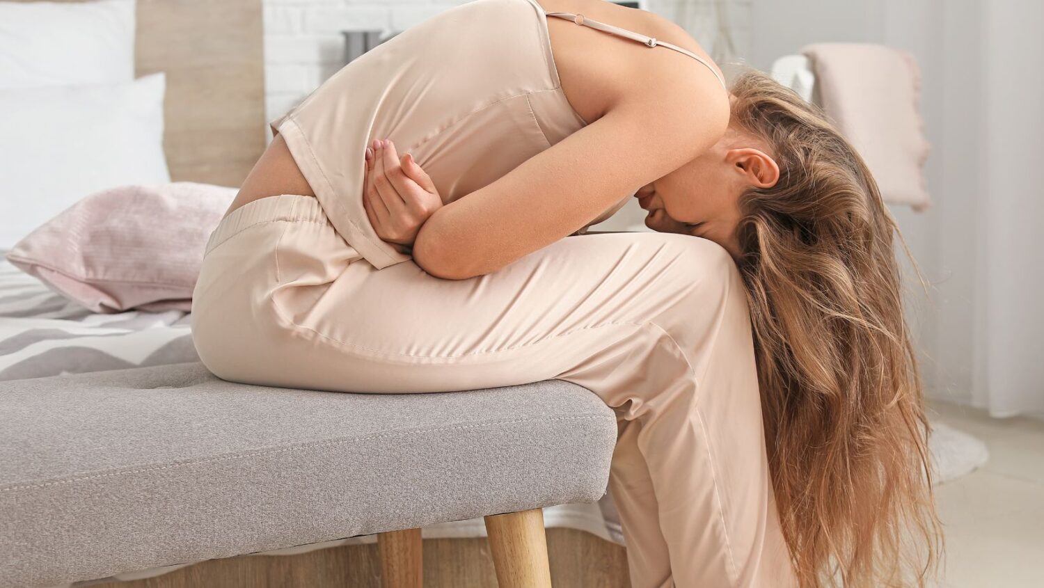 Thinking of getting plastic surgery abroad? Discover the (potentially life-altering) risks and injuries when opting for plastic surgery abroad and how private plastic surgery with Antony Fitton in Plymouth is safer, professional, and personalised.